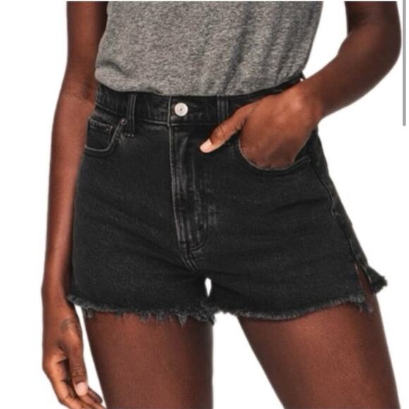 Abercrombie & Fitch Black High Waist Women Shorts - Picture 1 of 10
